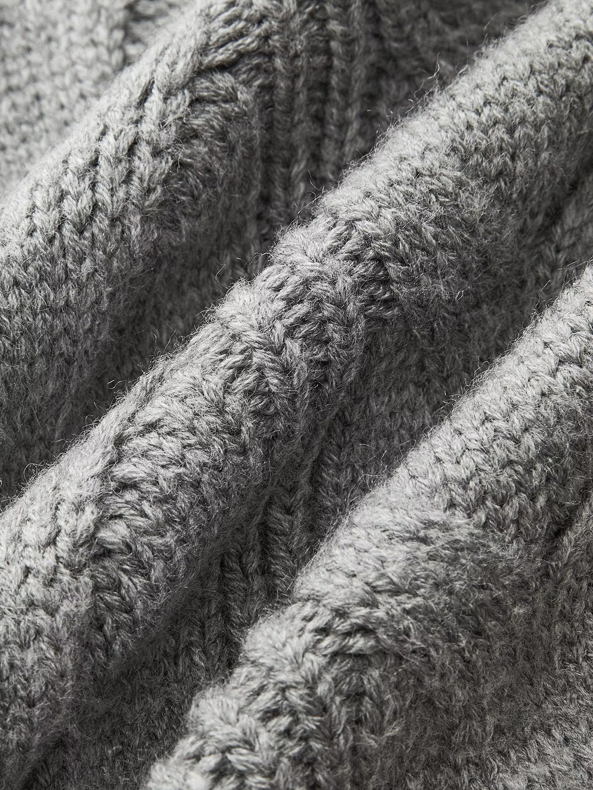 Dual-Sided Bow Cable-Knit Vest